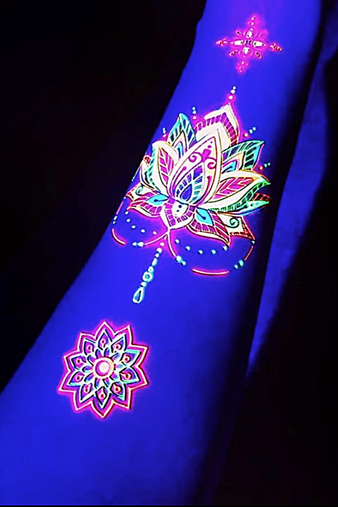 Wild Lion Jungle UV Light Reflective Temporary Tattoo Sticker